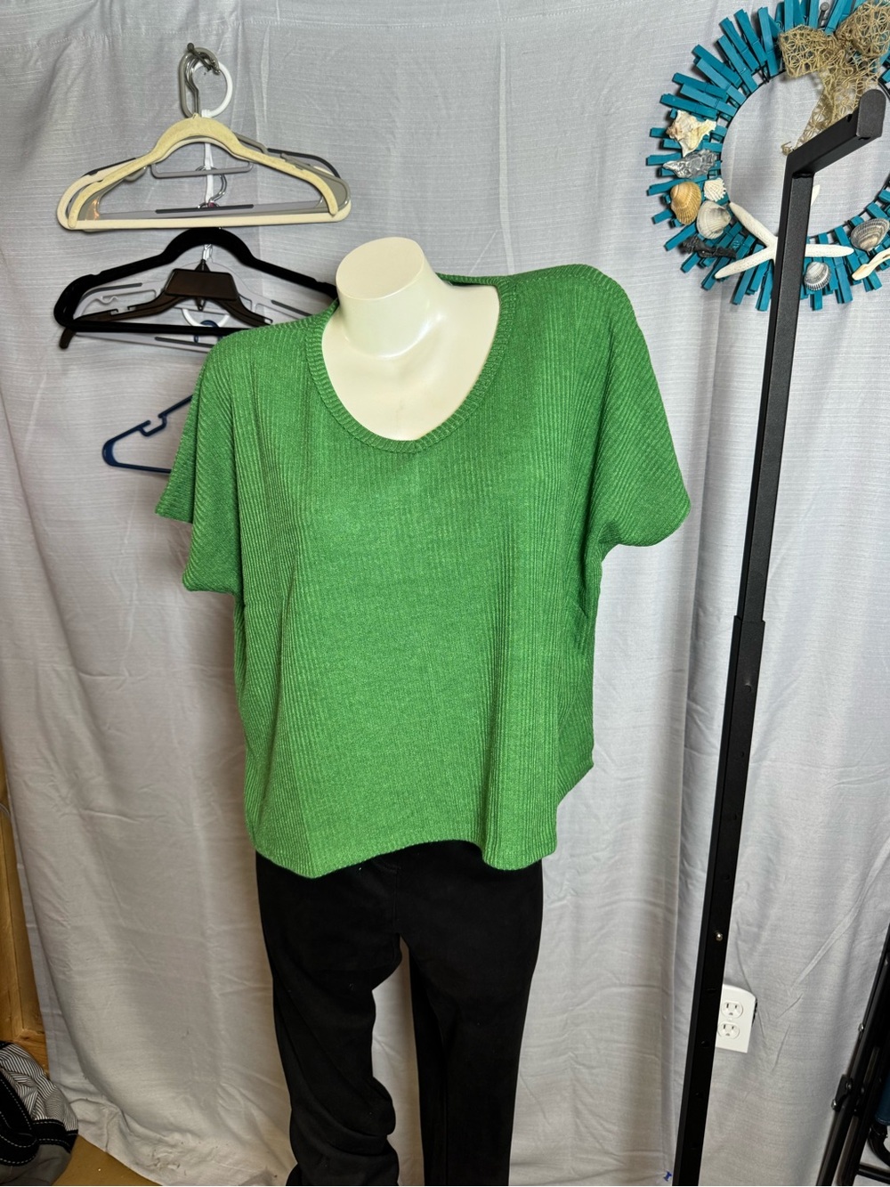 Zenana Kelly Green Ribbed sweater Women's Top